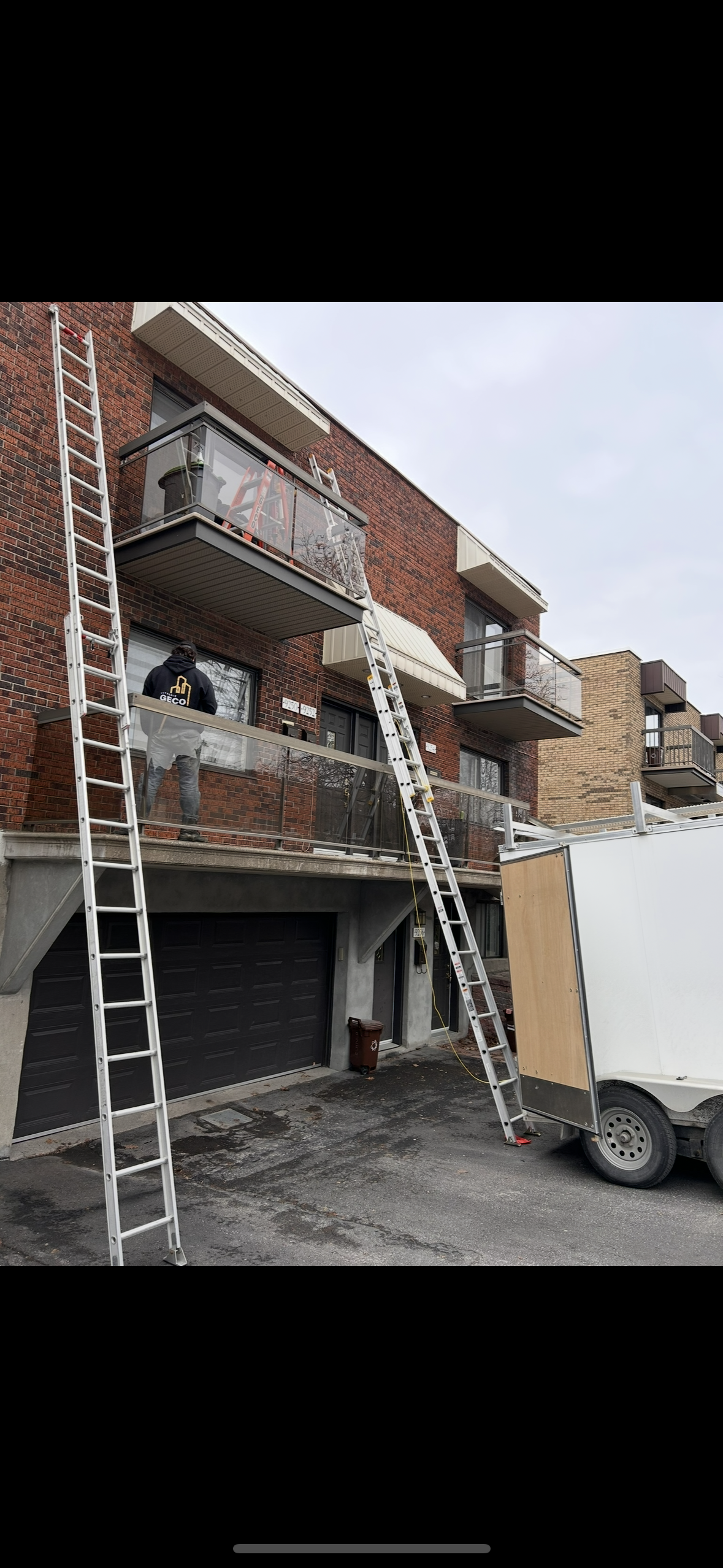 Installation portes et fenêtres résidentiel — Géco Vitrerie